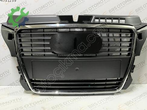 Audi A3 Ön Panjur çıkma parça