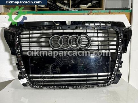 Audi A3 Ön Panjur çıkma parça