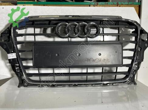 Audi A3 Ön Panjur çıkma parça