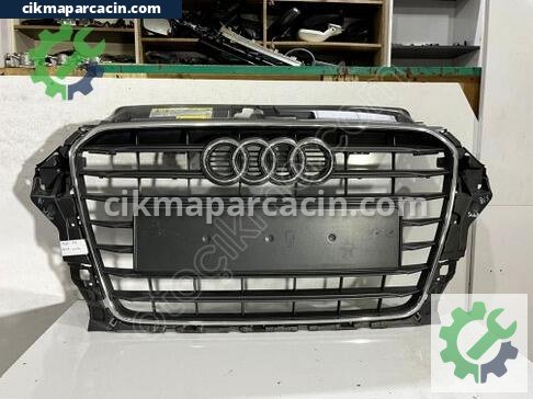 Audi A3 Ön Panjur çıkma parça