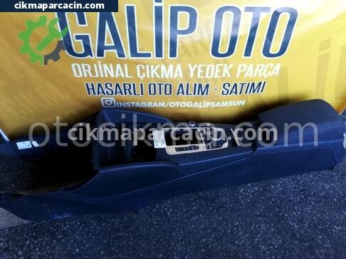 Audi A3 Orta Konsol çıkma parça