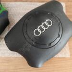 Audi A3 (8L) 1997-2003 Orijinal Çıkma Direksiyon Airbag 8L0880201H