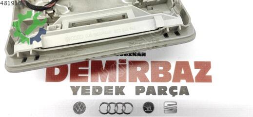 Audi A3 Tavan Lambası 8P0947135 çıkma parça