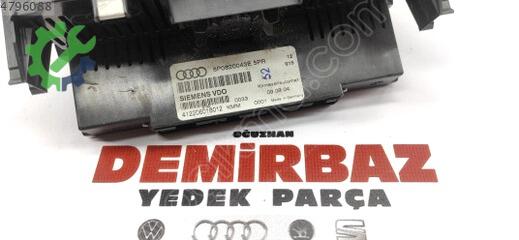 Audi A3 Klima Kontrol Paneli 8P0820043E çıkma parça
