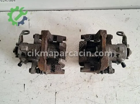 Audi A3 Arka Kaliper çıkma parça