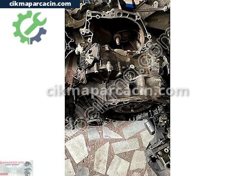 Audi A3 Şanzıman Komple çıkma parça