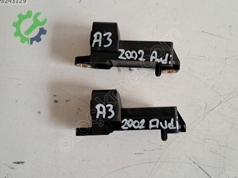Audi A3 Darbe Sensörü 8L0959643C çıkma parça
