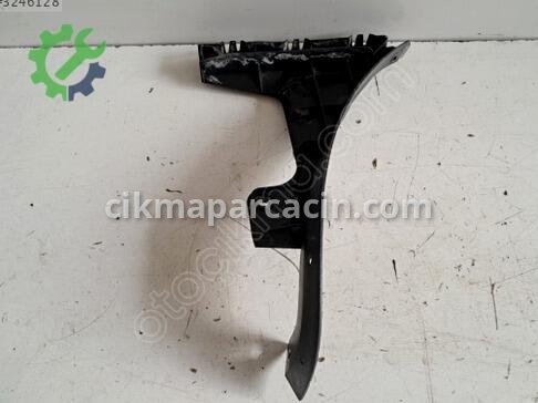 Audi A3 Tampon Braketi 8L0807378F çıkma parça