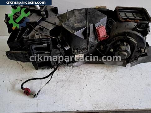 Audi A3 Kalorifer Kutusu çıkma parça