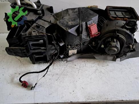 Audi A3 Kalorifer Kutusu çıkma parça
