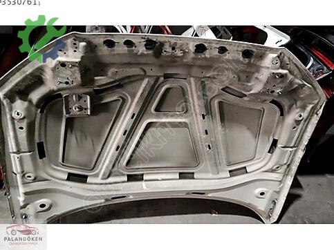 Audi A3 Kaput çıkma parça