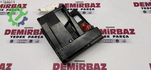 Audi A3 Küllük 8L0857951 çıkma parça