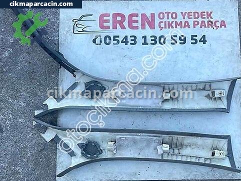 Audi A3 Ön Cam çıkma parça