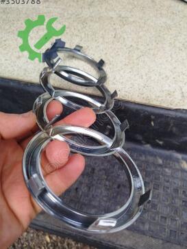 Audi A3 Ön Panjur çıkma parça