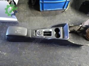Audi A3 Orijinal Çıkma Orta Konsol