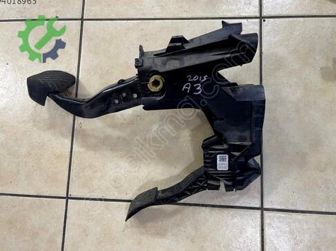 Audi A3 Pedal çıkma parça