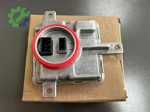 Audi A3 Far Beyni 8K0941597E çıkma parça