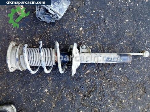 Audi A3 Sağ Amortisör çıkma parça
