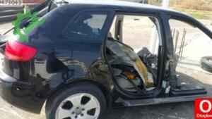 Audi A3 sağ arka çamurluk kesme orjinal çıkma