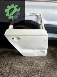 Audi a3 sağ arka kapı
