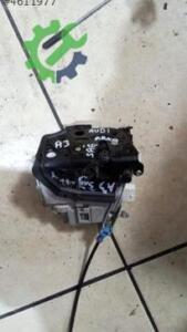 Audi A3 Sağ Arka Kapı Kilidi Çıkma