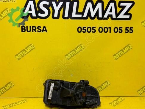 Audi A3 Sağ Sis Farı 8K0941700 çıkma parça