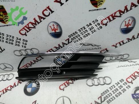 Audi A3 Sis Farı Çerçevesi 8V5807682A çıkma parça