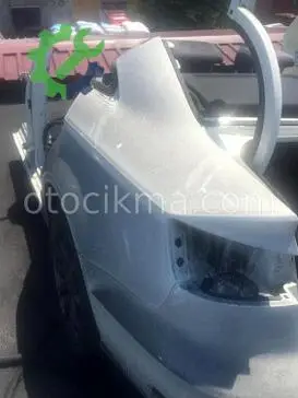 Audi A3 Sol Arka Çamurluk çıkma parça
