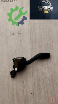 Audi A3 Sinyal Kolu 8P0953513E çıkma parça