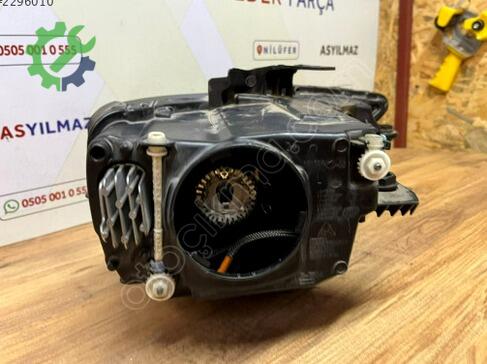 Audi A3 Sol Ön Far 8V0941043C çıkma parça