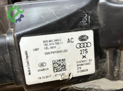 Audi A3 Sol Ön Far 8V0941043C çıkma parça