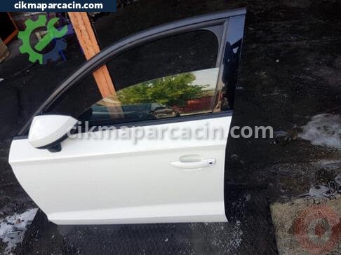 Audi A3 Sol Ön Kapı çıkma parça