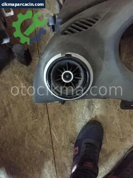 Audi A3 Sol Havalandırma Izgaraları çıkma parça