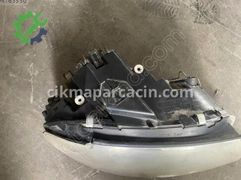Audi A3 Sağ Ön Far çıkma parça