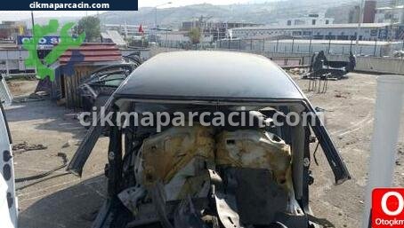 Audi A3 Tavan Çıtası çıkma parça