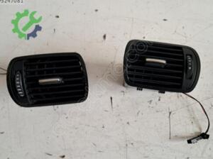 AUDİ A3 – TORPİDO SAĞ SOL KALORİFER NOZULÜ