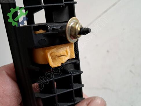 Audi A3 Tampon Izgarası çıkma parça