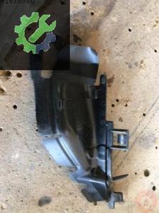 AUDİ A4 16-19 RADYATÖR HAVA KLAVUZU SAĞ 8W0121674A