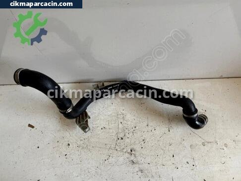 Audi A4 Intercooler Borusu çıkma parça