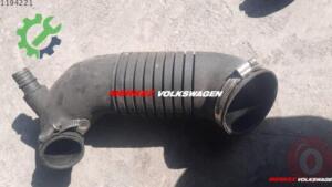 AUDİ - A4 / 2.0 TDİ DİZEL HAVA FİLTRE BORUSU (8E0129615)