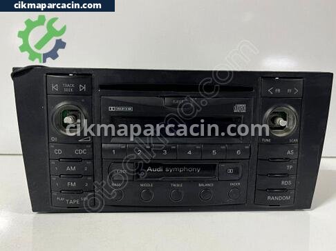 Audi A4 Teyp çıkma parça
