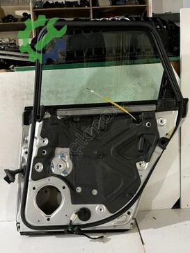 Audi A4 Sağ Arka Kapı çıkma parça