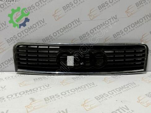 Audi A4 Ön Panjur çıkma parça