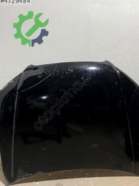 Audi A4 Kaput çıkma parça