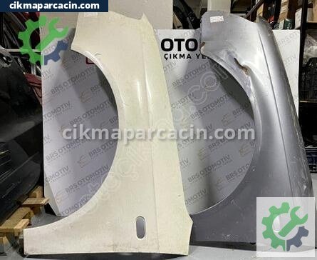 Audi A4 Sol Çamurluk çıkma parça