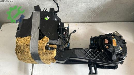 Audi A4 Kalorifer Kutusu çıkma parça