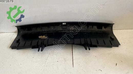 Audi A4 Bakalit çıkma parça