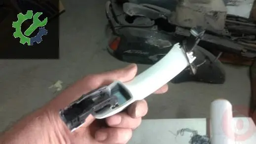Audi A4 Sağ Kapı Kilidi çıkma parça