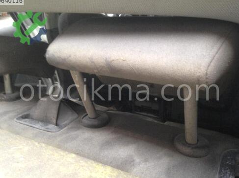 Audi A4 Koltuk Başlığı çıkma parça
