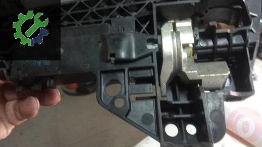 Audi A4 Sağ Arka Kapı Kilidi çıkma parça
